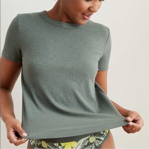 Aerie Women’s Sage Green Ribbed Crew Neck Baby T-Shirt Size Small